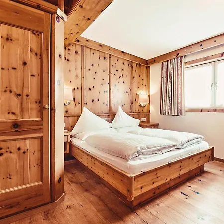 Hotel Gluecksschmiede - Hinterglemm Saalbach-Hinterglemm Room photo